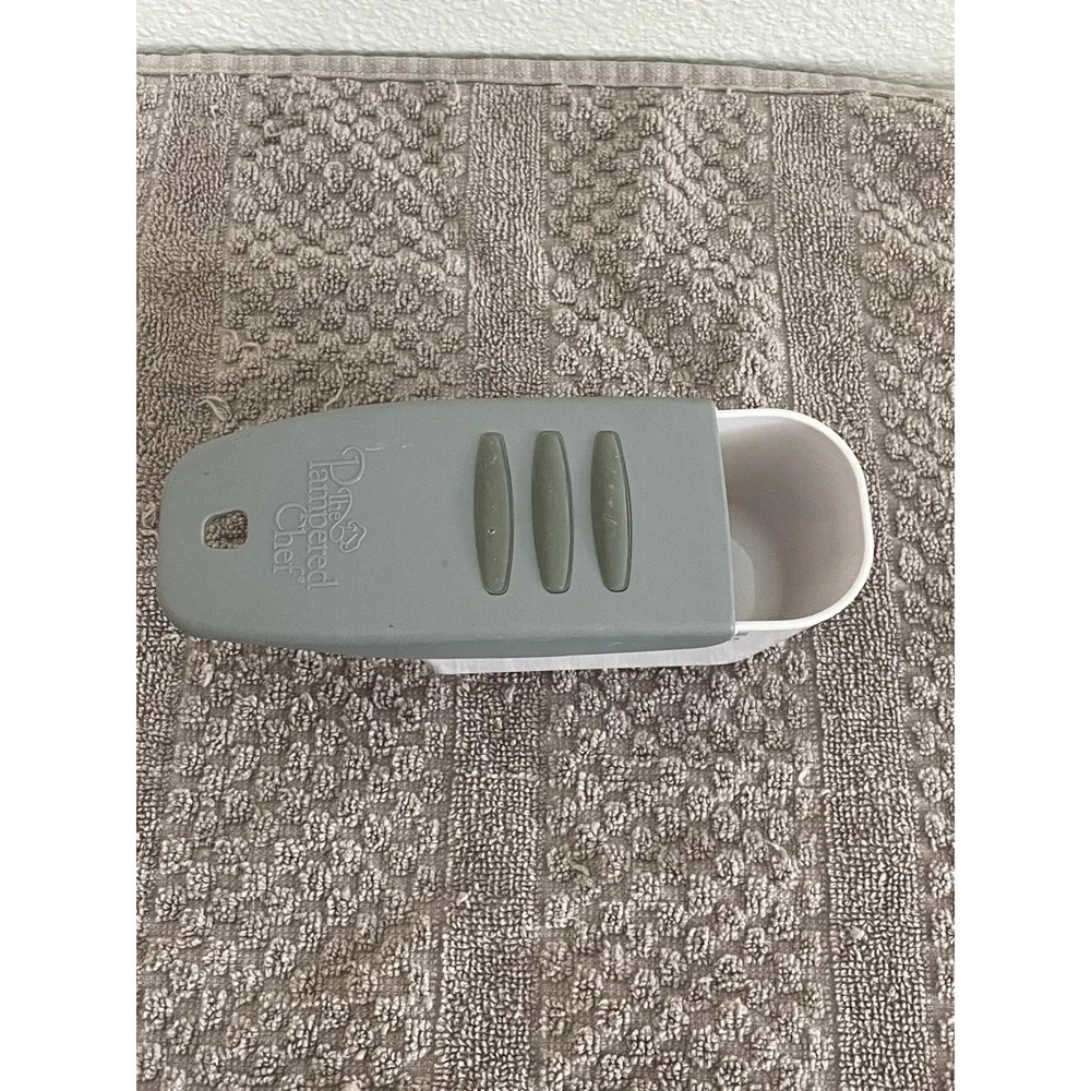 The Pampered Chef this item